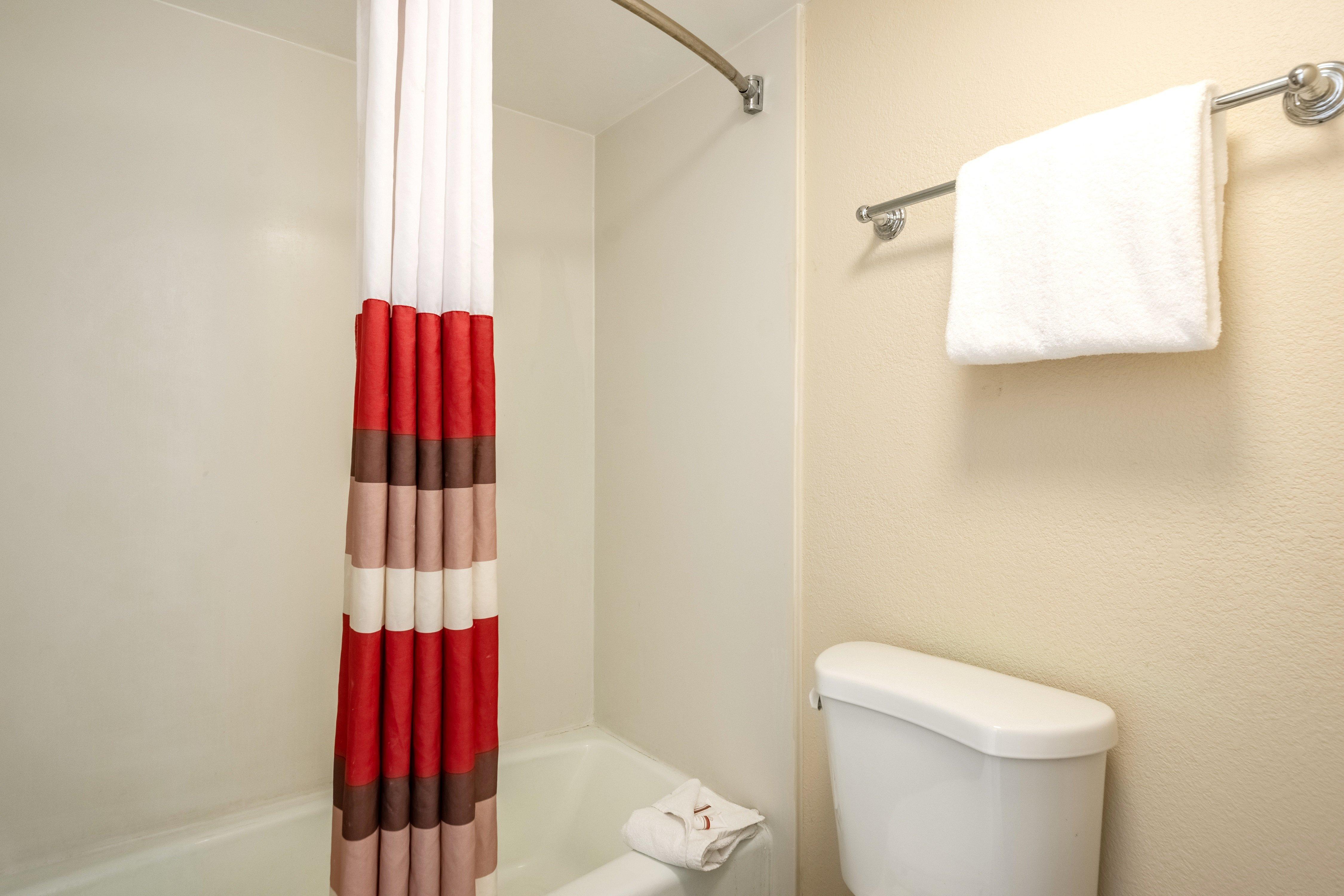 Red Roof Inn Tampa Bay - Сент-Питерсберг Экстерьер фото