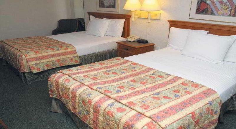 Red Roof Inn Tampa Bay - Сент-Питерсберг Экстерьер фото